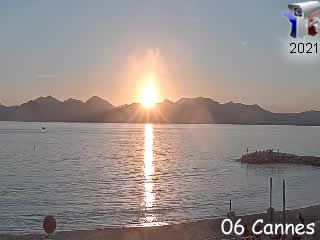 Aperçu de la webcam ID457 : Cannes - Quai Laubeuf - via france-webcams.com