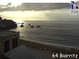 Logo de : Webcam Biarritz - La Grande Plage - France - ID N°: 1267 sur France Webcams Annuaire